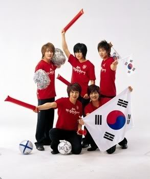 tohoshinki-1.jpg